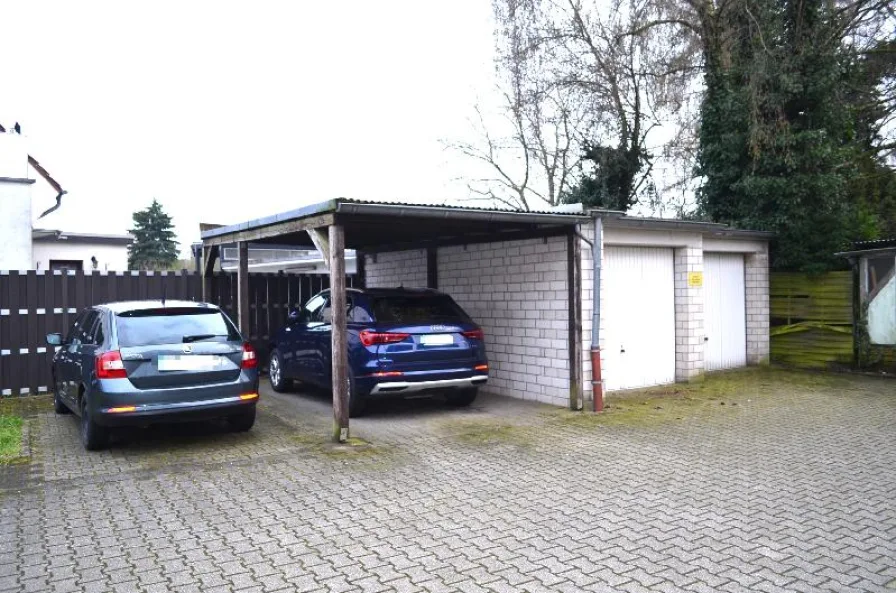 Garage rechts