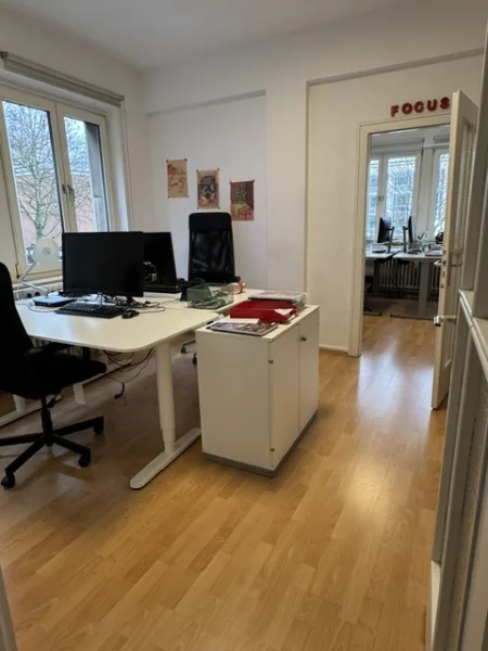 Büro Mitte 2