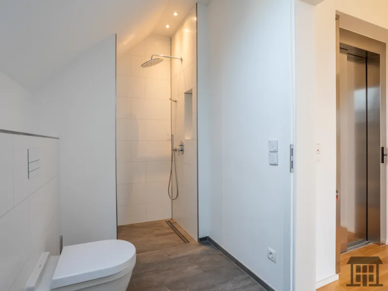 Badezimmer Dachstudio