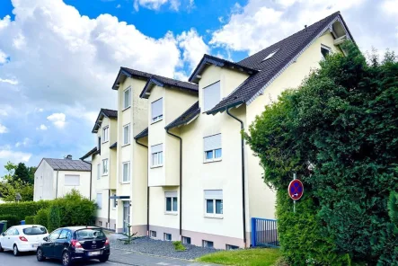 Toller Blick und gut vermietet - Wohnung kaufen in Windhagen - Tolle Aussicht - 4.Etage - gut vermietet. Modernes Dachgeschoss-Appartement