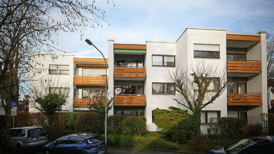 Gemütliche und modernisierte Wohnung - Wohnung mieten in Bad Honnef - Gemütliche und modernisierte Stadtwohnung mit Einbauküche und Balkon