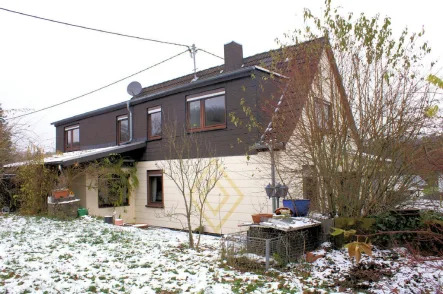 Bild1 - Haus kaufen in Windeck - Großes Einfamilienhaus mit Garagen und Baugrundstück Nähe Windeck-Rosbach / Sieg