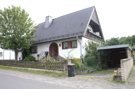 Bild1 - Haus kaufen in Hennef (Sieg) - Geräumiges Einfamilienhaus auf pflegeleichtem Grundstück Nähe Hennef / Sankt Augustin