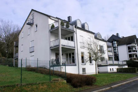 Bild1 - Wohnung kaufen in Nümbrecht - Vermietete 1,5-Eigentumswohnung mit Tiefgaragenstellplatz in zentraler Lage von Nümbrecht