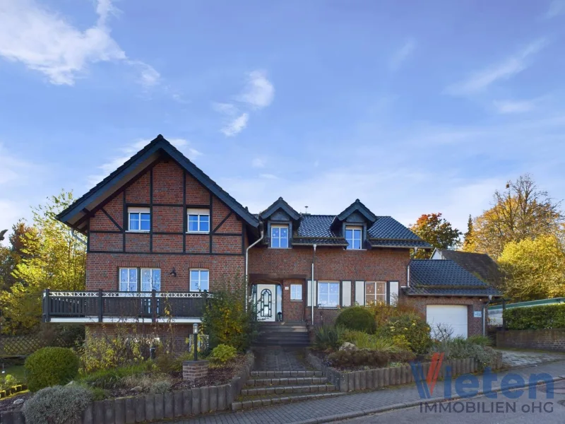 Ansicht - Haus kaufen in Schleiden - Charmantes Wohnhaus mit viel Platz für Ihre Lieben und zusätzlicher separierter Einliegerwohnung