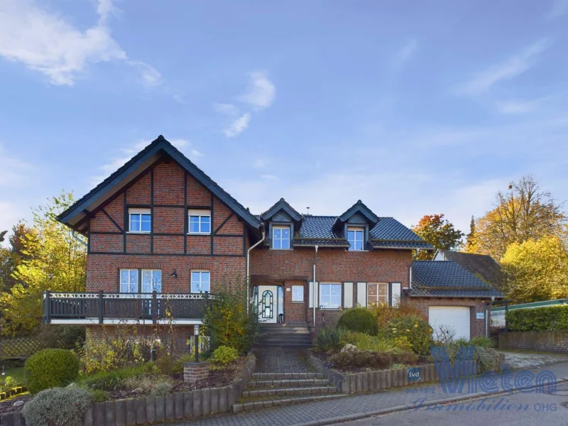 Ansicht - Haus kaufen in Schleiden - Charmantes Wohnhaus mit viel Platz für Ihre Lieben und zusätzlicher separierter Einliegerwohnung