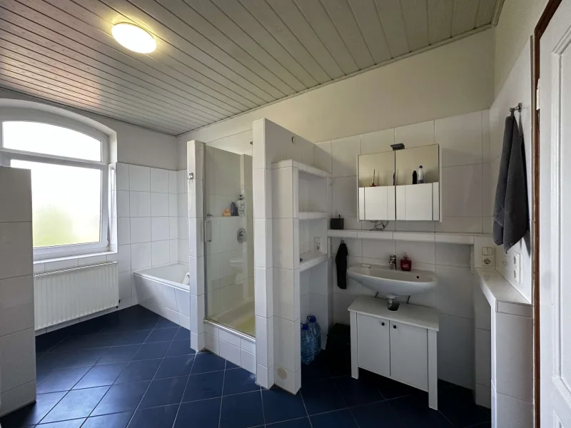 Badezimmer 1.OG