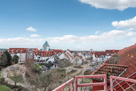 Aussicht vom Balkon - Wohnung kaufen in Bobenheim-Roxheim - Geräumiges Apartment mit Balkon und Tiefgaragenstellplatz