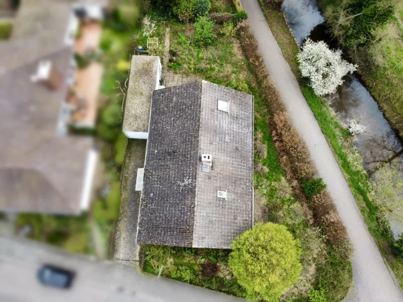 Grundstück - Haus kaufen in Dudenhofen - Abrissobjekt mit tollem Grundstück in Feldrandlage!