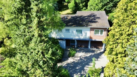 Hausansicht - Haus kaufen in Annweiler am Trifels - Charmantes und schönes Einfamilienhaus mit großem Grundstück in toller Lage von Annweiler