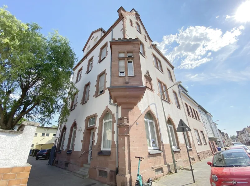 Außenbild - Wohnung mieten in Ludwigshafen - Gemütliche 2-ZKB Wohnung in einem historischen Mehrfamilienhaus in Ludwigshafen Friesenheim