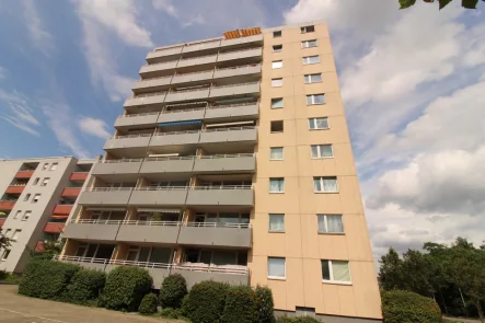 Außenbild - Wohnung mieten in Limburgerhof - Gemütliche 1-Zimmer-Erdgeschosswohnung in guter Lage Limburgerhofs