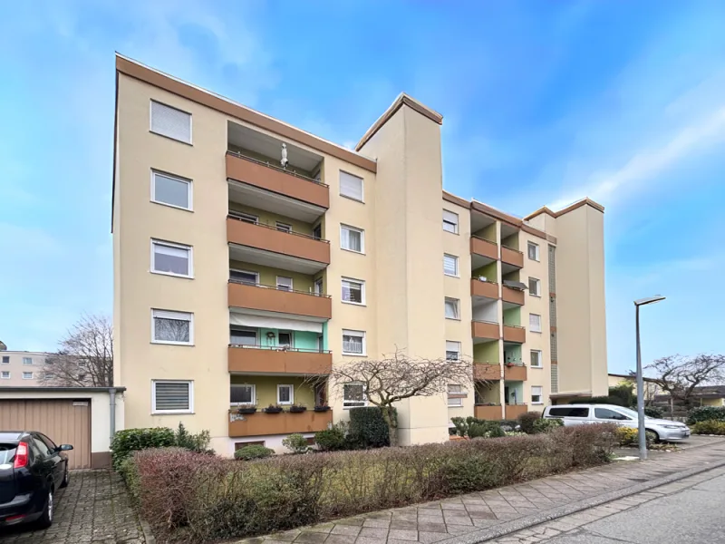 Außenansicht - Wohnung kaufen in Speyer - Schöne 3-Zimmerwohnung mit Loggia, Balkon und Garage in Speyer