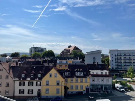 Ausblick - Wohnung kaufen in Kaiserslautern - KL-Nähe Klinikum - Attraktive, großzügige Neubau Penthousewohnung mit großer Dachterrasse