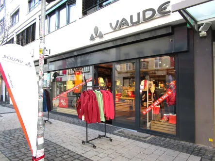 Außenansicht 2 - Laden/Einzelhandel mieten in Kaiserslautern - KL-City -  Ladenlokal in Top-Lage in der Fußgängerzone von Kaiserslautern