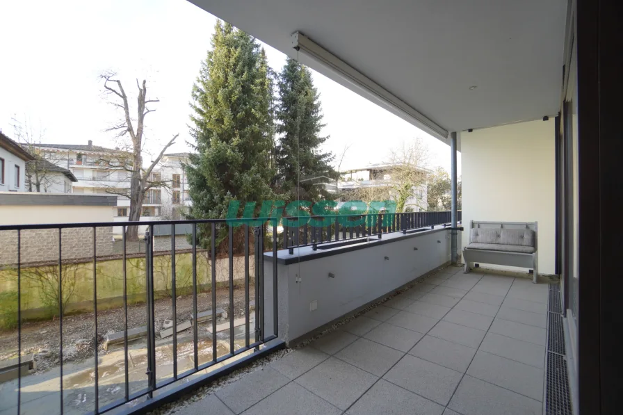 Balkon - Wohnung kaufen in Bad Neuenahr-Ahrweiler - Wohnen in der Ahrarkade - Hochwertige 3-Zimmer-Wohnung mit zwei Bäder und separater Küche mit EBK!