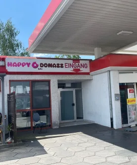 Eingang - Laden/Einzelhandel mieten in Mülheim-Kärlich - Kompakte Fläche auf der Industriestraße vakant!