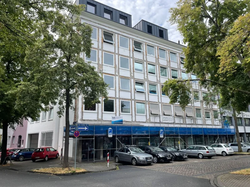 Außenansicht - Büro/Praxis mieten in Koblenz - OP Räumlichkeiten mit Raumklasse 1B ab sofort verfügbar