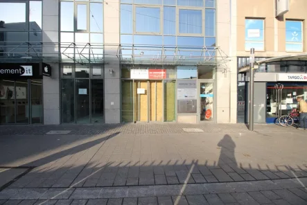 2017-02-15 17.16.52 - Laden/Einzelhandel mieten in Koblenz - Moderne Einzelhandels-/ und Serviceflächen in 1A Lage zu vermieten!