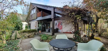 Terrasse - Haus kaufen in Mettenheim - HEMING-IMMOBILIEN -  Architektenhaus in toller Lage