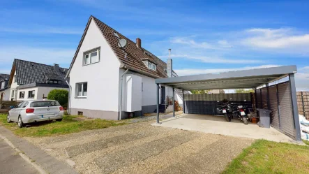 Erftstadt Lechenich! Familienideales Reihenmittelhaus! Wickrath-Klinkerhaus  mit Sonnenterrasse, idyllischem Gartenareal, 2 Stellplätzen und einer  Garage in zentrumsnaher Ruhiglage!(CA 4453) auf