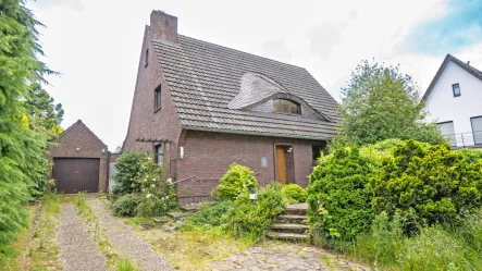 Außenansicht - Haus kaufen in Moers / Hülsdonk - Einfamilienhaus in Top-Lage von Moers-Hülsdonk!