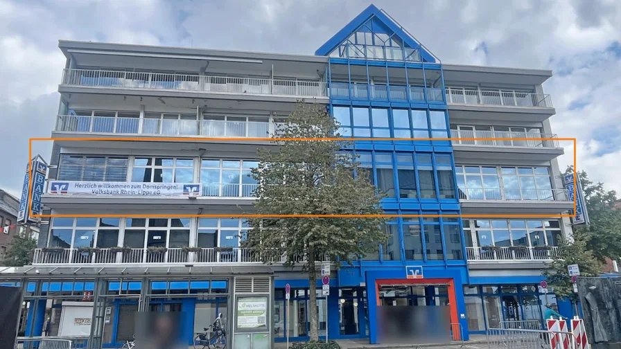 Voerderansicht - Büro/Praxis mieten in Wesel - Attraktive Büroetage über der Volksbank in Wesel – Ihre neue Arbeitsumgebung!