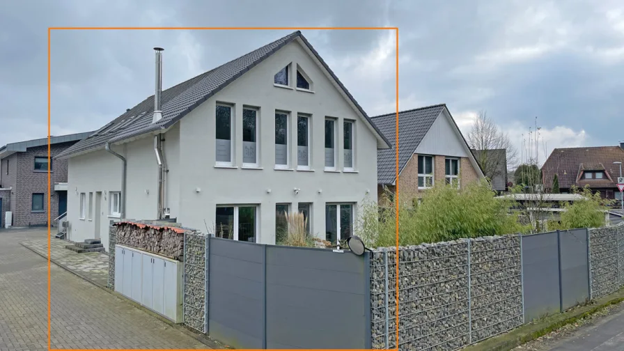 Außenanscht - Haus kaufen in Neukirchen Vluyn - Modernes, freistehendes Einfamilienhaus in Neukirchen-Vluyn-Rayen mit Gewerbeeinheit – Vielseitige Nutzungsmöglichkeiten!