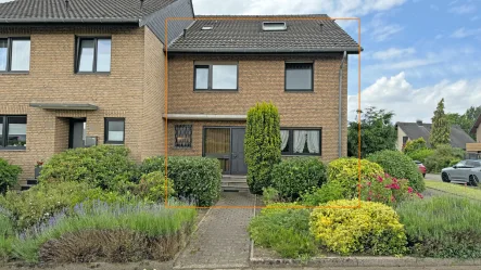 Außenansicht - Haus kaufen in Voerde - Wohnen mit Wohlfühlfaktor – Gepflegtes Reihenendhaus in Voerde