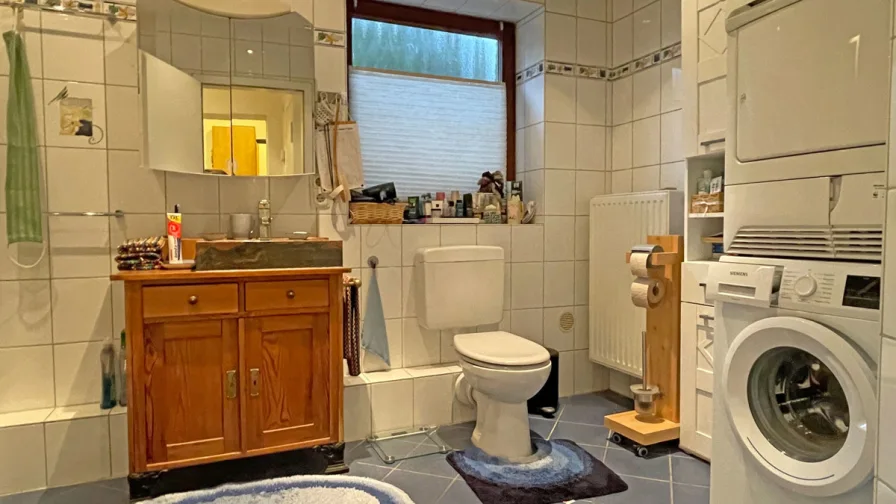 Badezimmer EG