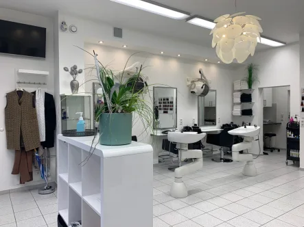 Ladenlokal - Friseursalon - Büro/Praxis kaufen in Sankt Augustin - SANKT AUGUSTIN, Ladenlokal / Büro / Verkaufsfläche ca. 55 m² in zentraler Lage mit guter Anbindung