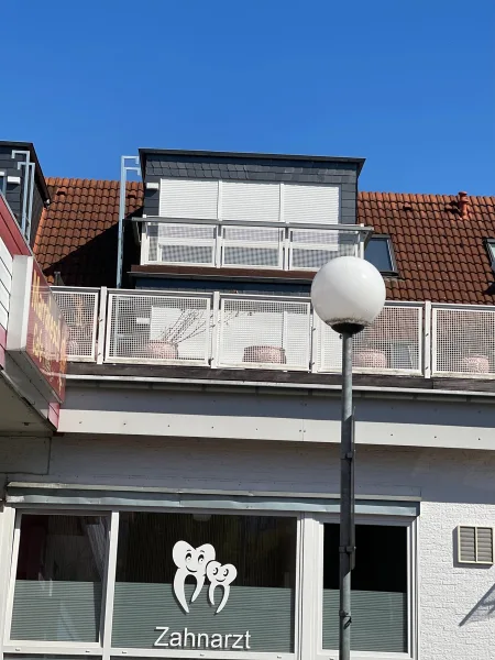 Aussenansicht mit Dachterrasse