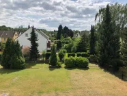 Blick vom Balkon ins Grüne