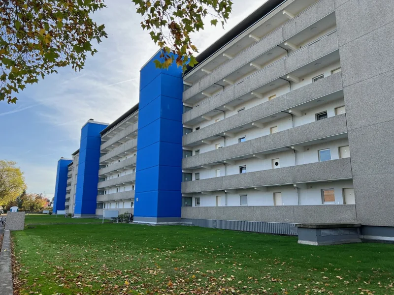 Vorderansicht - Wohnung kaufen in Bonn - BONN- AUERBERG, Kapitalanlage, vermietete schöne Zweizimmerwohnung, ca. 67 m² Wfl. mit großem Balkon