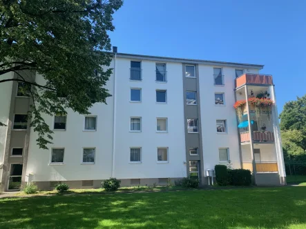 Aussenansicht - Wohnung mieten in Siegburg - SIEGBURG-ZENTRUM, Top 4 Zi. Wohnung, Küche, Diele, Duschbad, Dachterrasse u. Balkon, ca.100 m² Wfl.