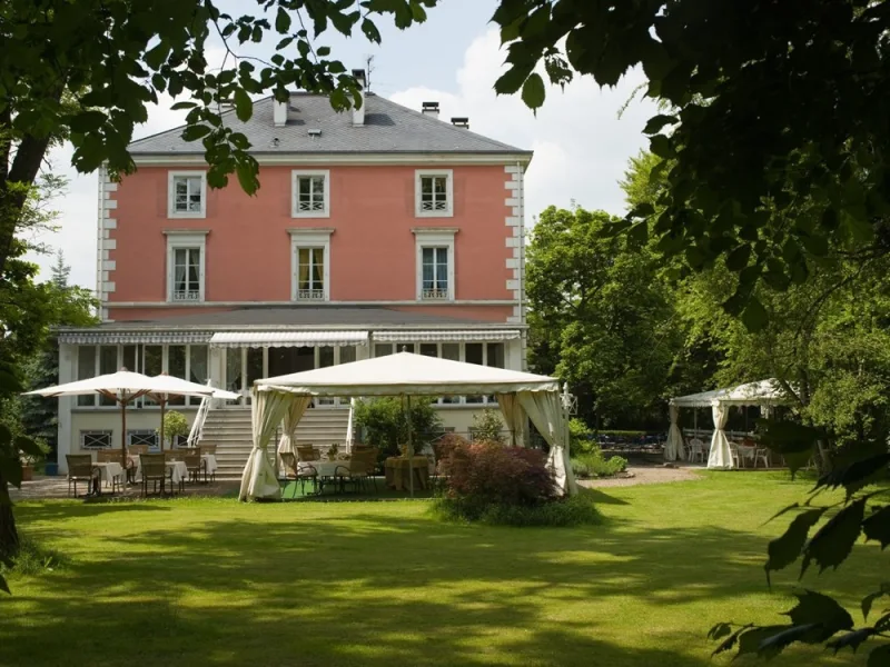 Ansicht Garten - Gastgewerbe/Hotel mieten in Wallerfangen - Exklusives Restaurant „Villa Fayence“ mit Boutique Hotel im Dreiländereck SaarLorLux
