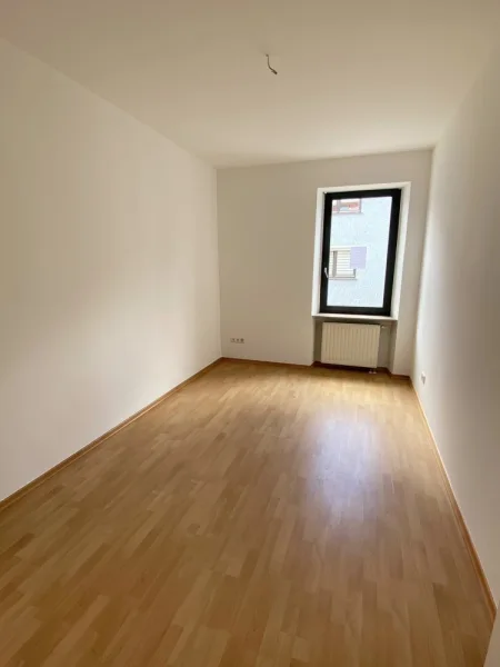 Raum 2 Wohnung OG