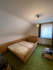 Schlafzimmer DG