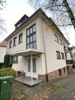 Front - Haus kaufen in Saarbrücken - 3-Parteien Mehrfamilienhaus in Top-Lage am Staden