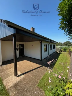 Hauseingang - Haus kaufen in Riegelsberg - Einfamilienhaus mit ELW, Garten, Garage und Stellplatz in Top-Lage von Riegelsberg