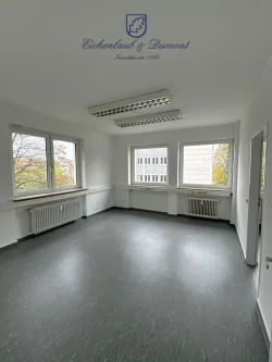 Büroraum 1 - Büro/Praxis mieten in Saarbrücken / Alt-Saarbrücken - Gepflegte Bürofläche im Saarbrücker Regierungsviertel nähe Schloss