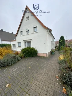 Freistehendes Haus - Haus kaufen in Saarbrücken / Güdingen - Freistehendes Einfamilienhaus mit neuer Gasheizung, Wintergarten, sofort beziehbar