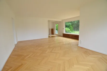 Wohnbereich - Haus kaufen in Asbach - Renoviertes Landhaus in wundervoller Wohnlage direkt in 53567 Asbach!