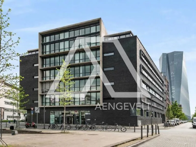 Aussenansicht - Büro/Praxis mieten in Frankfurt am Main - Kreativ-Büro in Mainnähe mit Skylineblick & Dachterrasse!