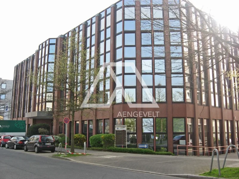 Außenansicht - Büro/Praxis mieten in Düsseldorf - Glasklare Büroetagen