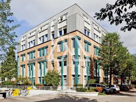 Außenansicht - Büro/Praxis mieten in Düsseldorf - Modernisierte Büroflächen im Hansastern* C