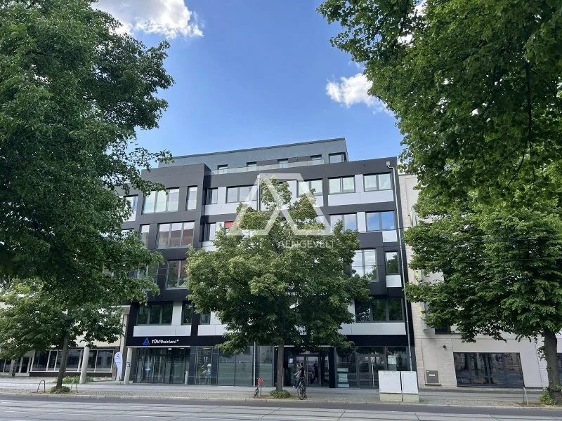 Titel - Büro/Praxis mieten in Magdeburg - Exklusive Geschäftsadresse: Hochmoderne Büro-/Praxisfläche mit Blick auf den Dom