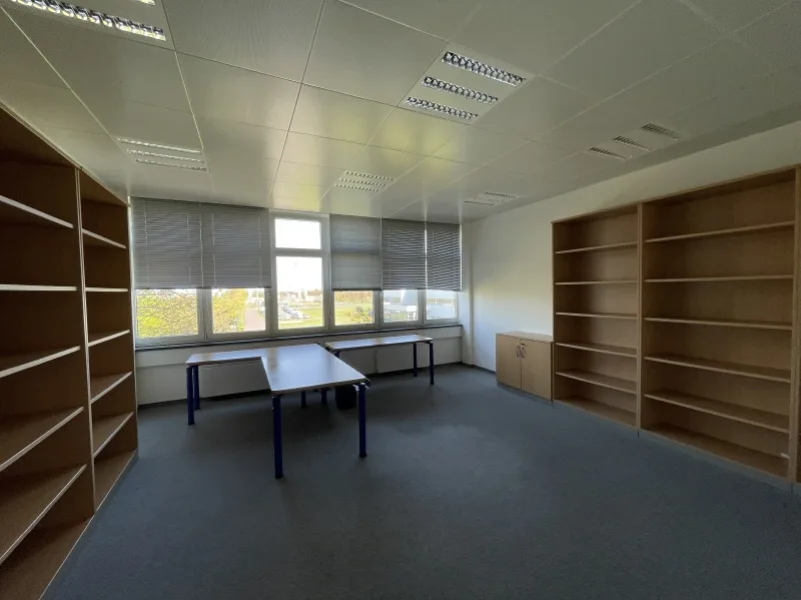 Büro 1