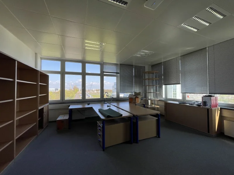 Büro 2