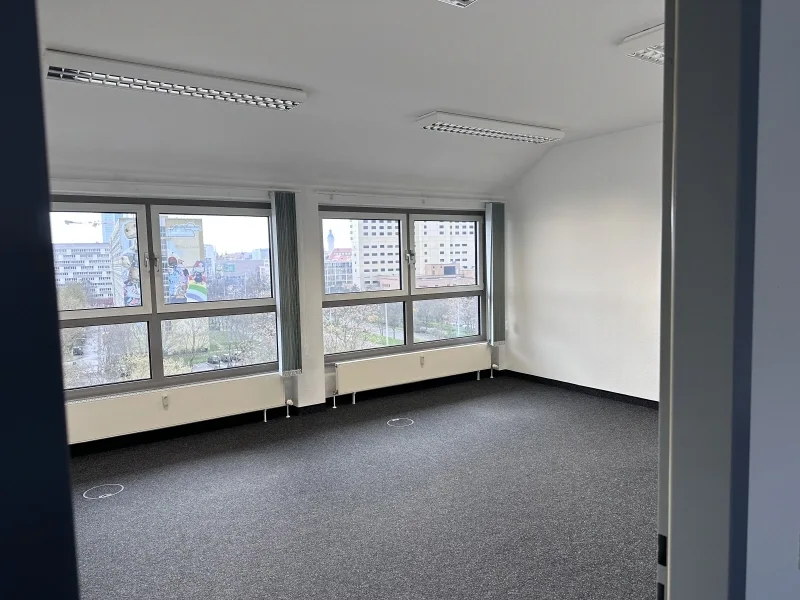 Büro 5